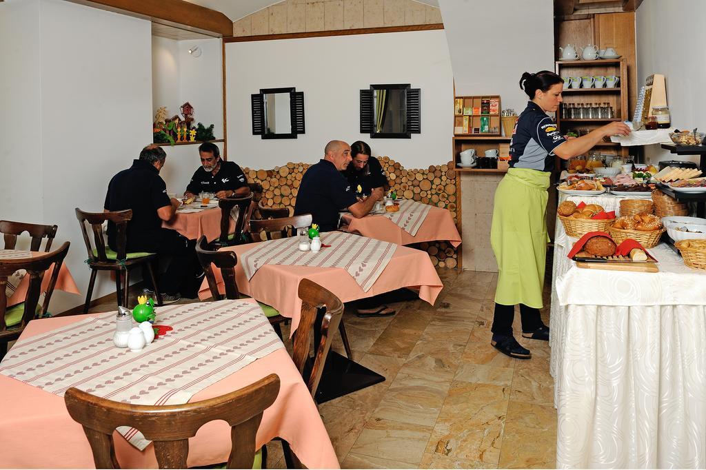 Gasthof Moser Fohnsdorf Dış mekan fotoğraf